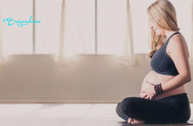 Prenatal Yoga là loại hình Yoga đặc biệt dành riêng cho các bà bầu hoặc phụ nữ chuẩn bị mang thai/ sanh đẻ